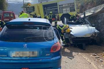 Imagen del accidente ocurrido esta tarde en la GC-41, a la altura del cruce de Tecén/TA.