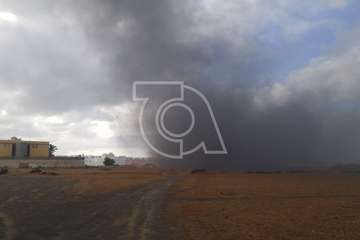 Incendio en las instalaciones abandonadas de Sucan en La Pardilla (Telde)/TA.