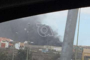 Incendio en las instalaciones abandonadas de Sucan en La Pardilla (Telde)/TA.