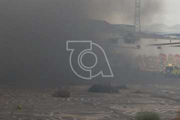 Incendio en las instalaciones abandonadas de Sucan en La Pardilla (Telde)/TA.