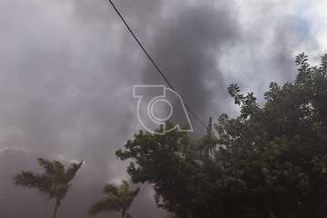 Incendio en las instalaciones abandonadas de Sucan en La Pardilla (Telde)/TA.