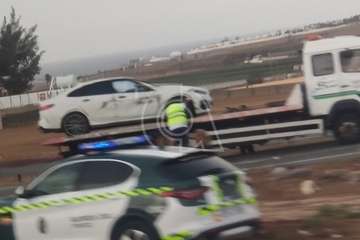  Vuelco de un vehículo con tres ocupantes en la GC-1, a la altura de Telde/TA.
