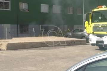 Un incendio en un piso bajo genera alarma vecinal en El Cascajo de Jinámar (Telde)/TA.