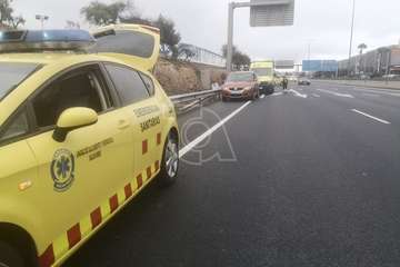 Colisión de dos vehículos y un atropello en la GC-1, en dos accidentes, a su paso por Telde/TA.