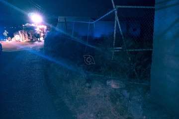 Vuelco de un todoterreno en la carretera de El Caracol (Telde)/TA.