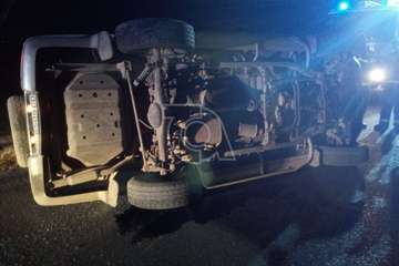 Vuelco de un todoterreno en la carretera de El Caracol (Telde)/TA.