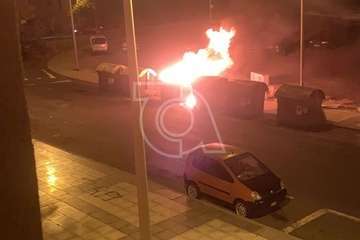 Vuelven a quemar contenedores de basura en El Cortijo de Belén/TA.