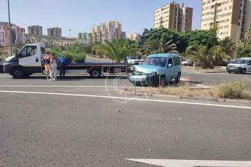 Accidente de tráfico en Jinámar/TA.