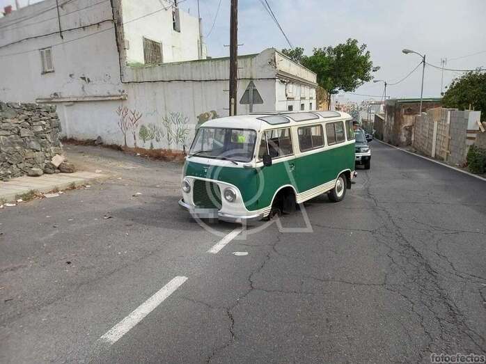 El vehículo averiado/TA.