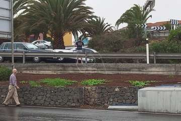 Salida de vía en el Cruce de Melenara/TA.