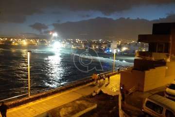 La alerta de un posible ahogado motiva un amplio despliegue de recursos en La Garita (Telde)/TA.