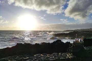 La búsqueda del posible ahogado en la playa de La Garita (Telde) se hará solo desde tierra/TA.