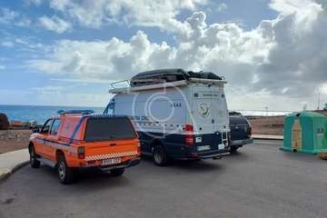 La búsqueda del posible ahogado en la playa de La Garita (Telde) se hará solo desde tierra/TA.
