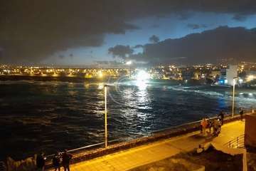 Sin rastro del posible ahogado en la playa de La Garita (Telde)/TA.