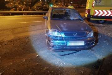 Un conductor da positivo en alcoholemia tras ocasionar un accidente en la entrada al Valle de Jinámar desde la GC-100/TA.