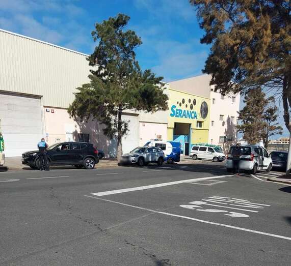 La Policía Local, en el lugar del accidente/TA.