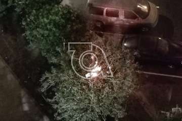 Arde un vehículo abandonado en una calle del Valle de Jinámar (Telde)/TA.