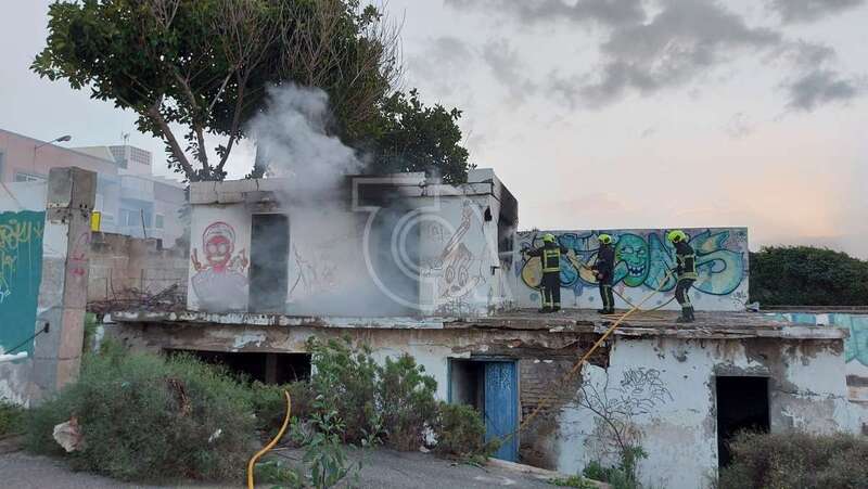 Imagen del incendio ocurrido hace unos minutos/TA.