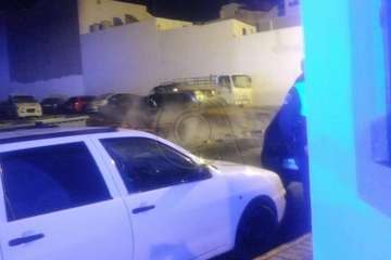 Un pavoroso incendio de contenedores alarma a los vecinos de Las Huesas/TA.