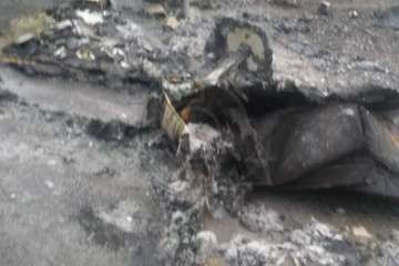 Un pavoroso incendio de contenedores alarma a los vecinos de Las Huesas/TA.