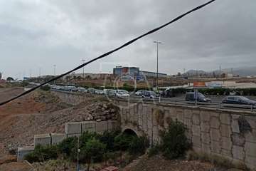 Tres heridos en un accidente múltiple con vuelco en la GC-1 a su paso por Telde/TA.