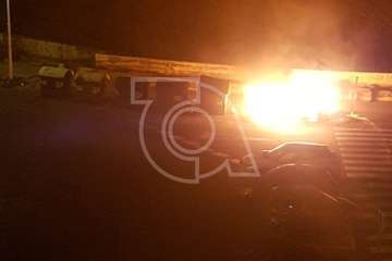 Incendio de contenedores en el Valle de Jinámar/TA.