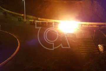 Incendio de contenedores en el Valle de Jinámar/TA.