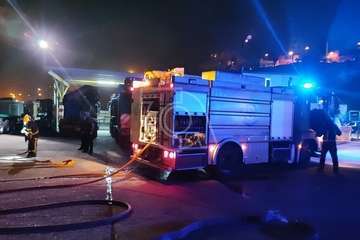 Dos explosiones en las instalaciones de Transportes Velázquez (Telde) alarman a los vecinos de La Primavera/TA.