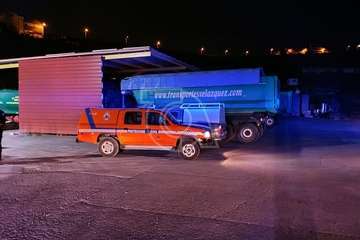 Dos explosiones en las instalaciones de Transportes Velázquez (Telde) alarman a los vecinos de La Primavera/TA.