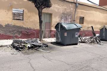 Nueva quema de contenedores en El Caracol/TA.