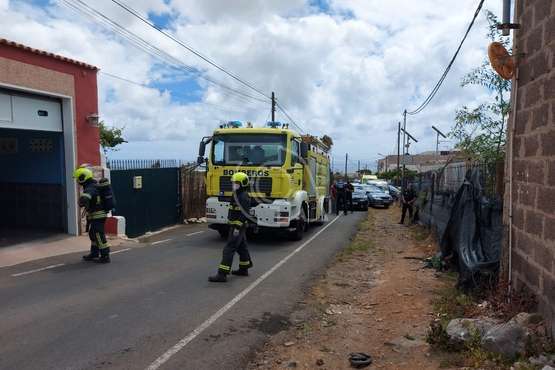 Conato de incendio en un taller de chapa y pintura de Los Llanos de Jerez (Telde)/TA.