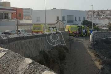 Dos personas pasan apuros mientras se bañaban en la playa de San Boronón (La Garita)/TA.