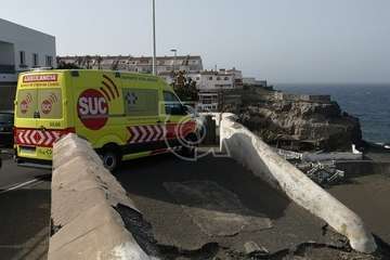 Dos personas pasan apuros mientras se bañaban en la playa de San Boronón (La Garita)/TA.