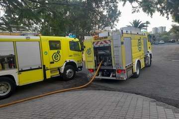  Enésimo incendio en el histórico inmueble de la Casa de la Condesa (Valle de Jinámar)/TA.