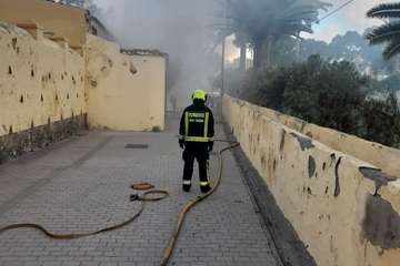 Enésimo incendio en el histórico inmueble de la Casa de la Condesa (Valle de Jinámar)/TA.