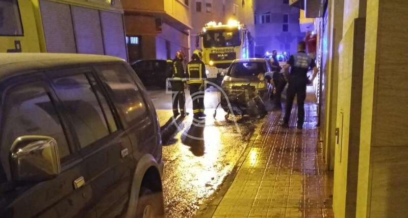 Imagen de archivo de una intervención de los bomberos de Telde en un hecho similar/TA.