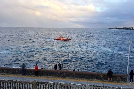 Embarcación de Salvamento Marítimo en aguas de La Garita/TA.