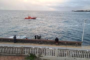 Embarcación de Salvamento Marítimo en aguas de La Garita/TA.