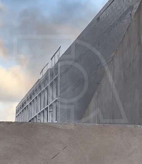 Humareda saliendo del interior del inmueble/TA.