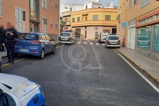 Operación policial en El Calero contra una persona por la apropiación indebida de un vehículo/Luis Socorro.