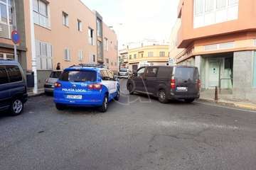 Operación policial en El Calero contra una persona por la apropiación indebida de un vehículo/Luis Socorro.