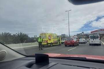 Sin heridos en una colisión de dos vehículos en la GC-1 a la altura del puente de Silva (Telde)/TA.