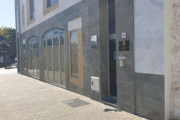 Asaltan de madrugada un inmueble de despachos del casco histórico de Telde/TA.