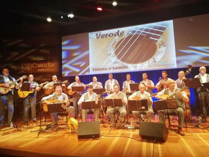 Grupo folclórico Verode (Foto TA)