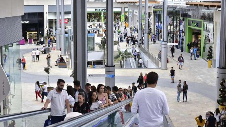 Centro Comercial Alisios (Foto C7)
