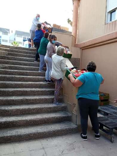 Vecinos en la escalera para la que solicita una rampa/TA.