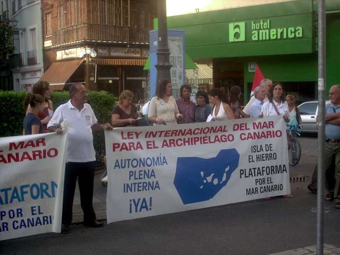 Protesta de la Plataforma por el Mar Canario/Multimedia.