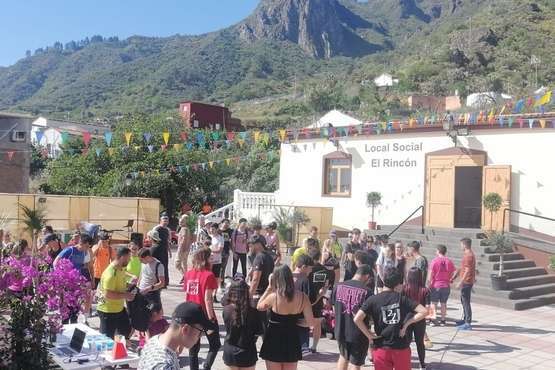 Encuentro Juvenil Interinsular en Tenteniguada/TA.