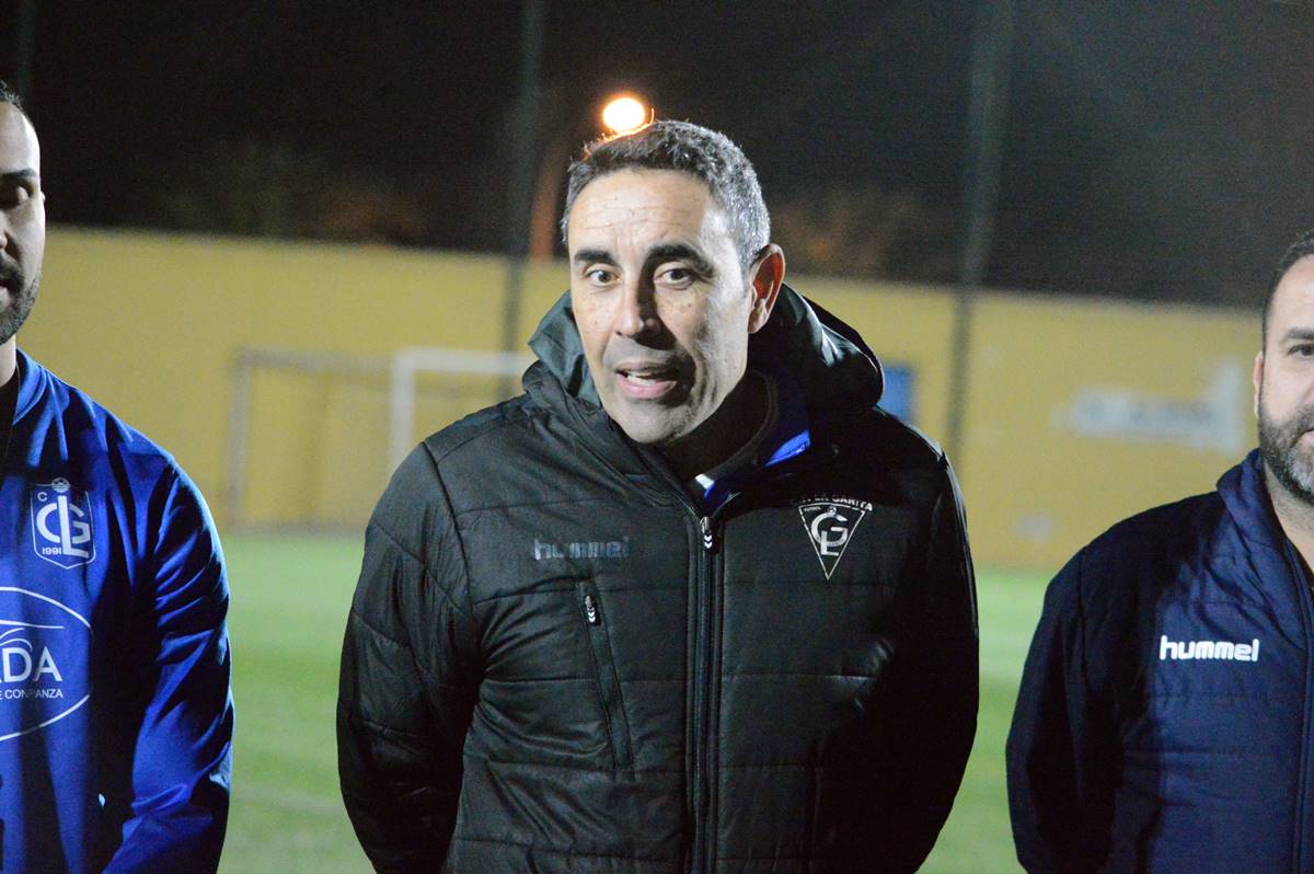 Farías, entrenador del FC La Garita (Foto: Juan Antonio Hernández)