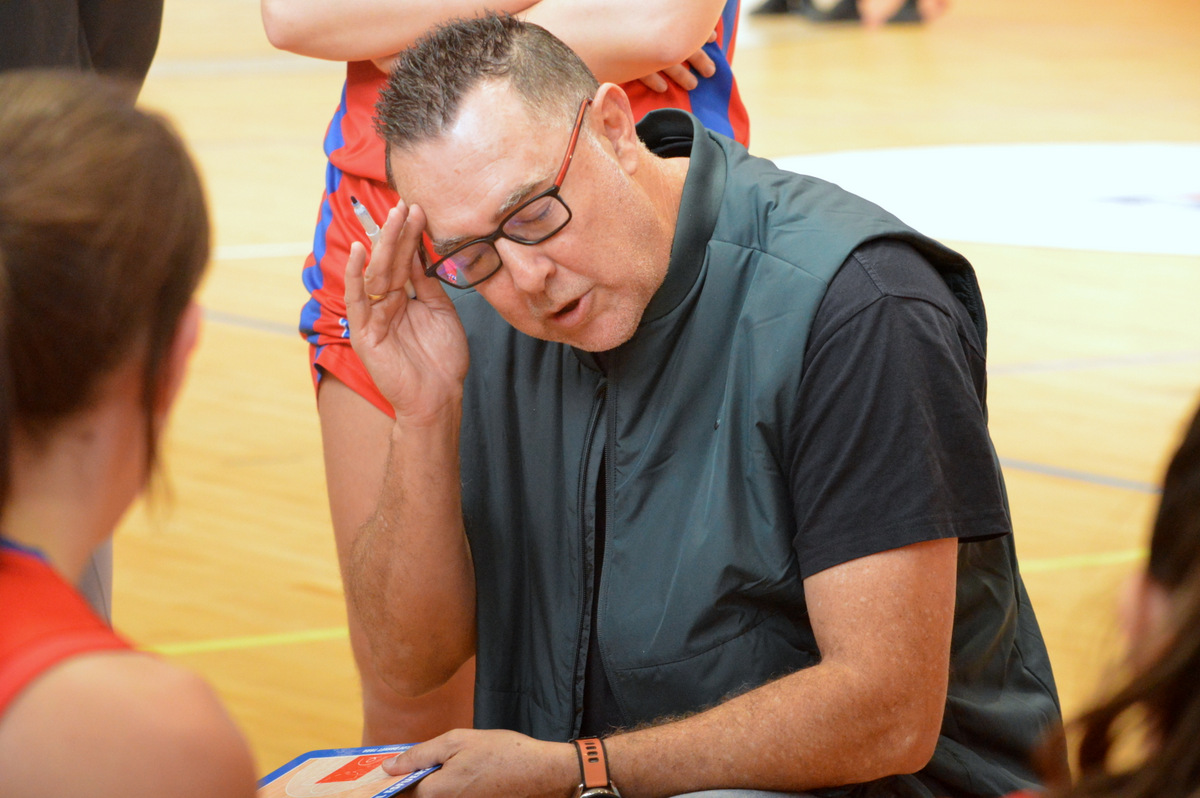 Esteban Cabrera, entrenador del Inama Telde (Foto: Juan Antonio Hernández) Esteban Cabrera, entrenador del Inama Telde (Foto: Juan Antonio Hernández)